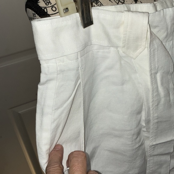 J. McGlaughlin White Linen Button-Front Shorts Tie and Side Pockets Sz 14  nwt - Picture 4 of 7